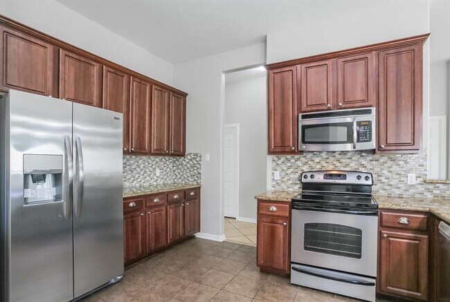 Building Photo - 16630 Convoy Ct