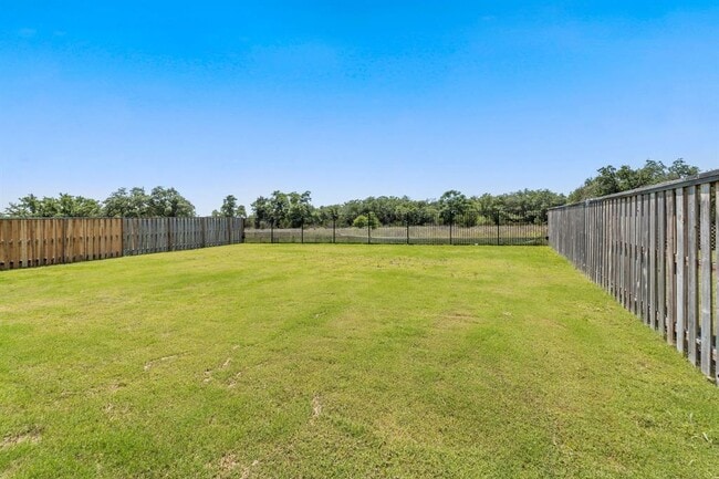 Building Photo - 125 Plainsman Ln