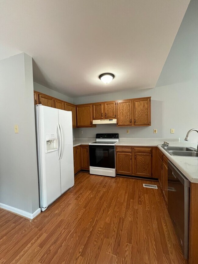 Building Photo - Two-Story Colonial in Henrico