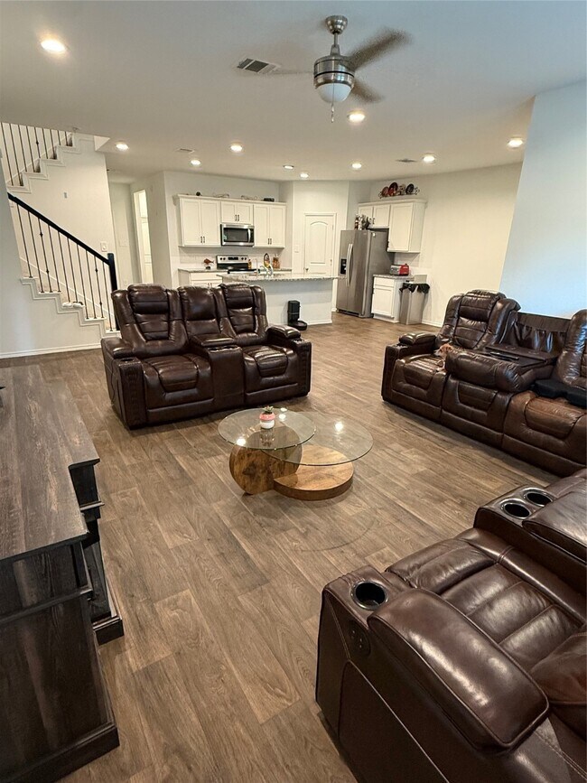 Building Photo - 2914 Roman Forest Blvd