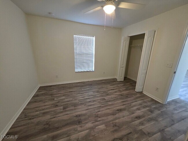 Building Photo - 3413 35th St SW