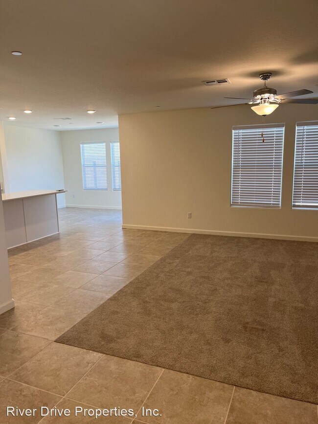 Building Photo - 5 br, 3 bath House - 707 Jessie Drive