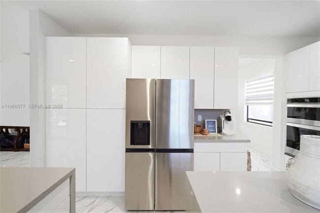 Building Photo - 2165 SW 145th Ave