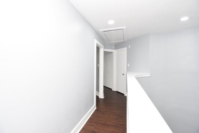 Building Photo - 3720 Link Valley Dr.