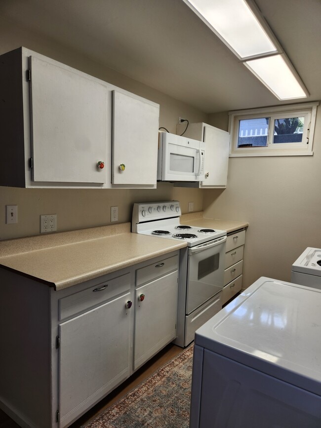 Primary Photo - 4818 Rucker Ave