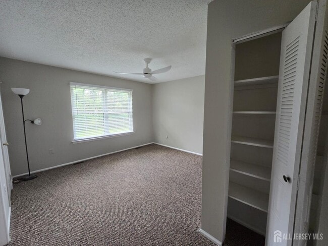 Building Photo - 452 Harwick Ct