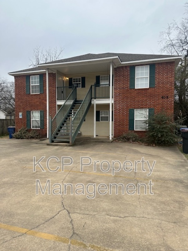 Primary Photo - 815 N 48th St