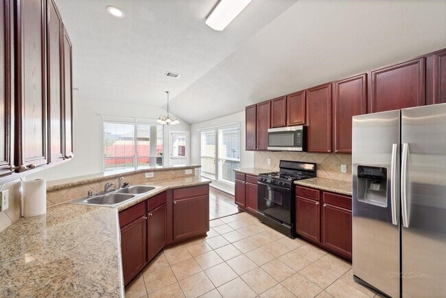 Building Photo - 19454 Plantation Cove Ln