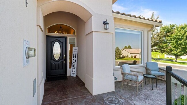 Building Photo - 8731 W Skagit Ave