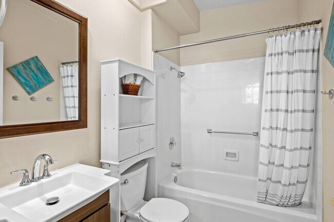 Building Photo - 78871 Edgebrook Ln