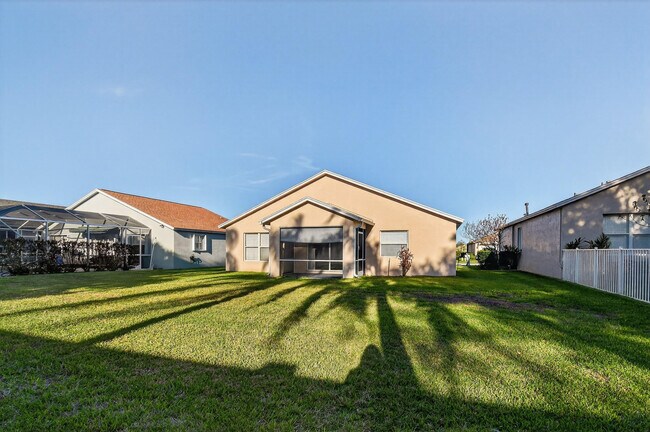 Building Photo - 475 SW Talquin Ln