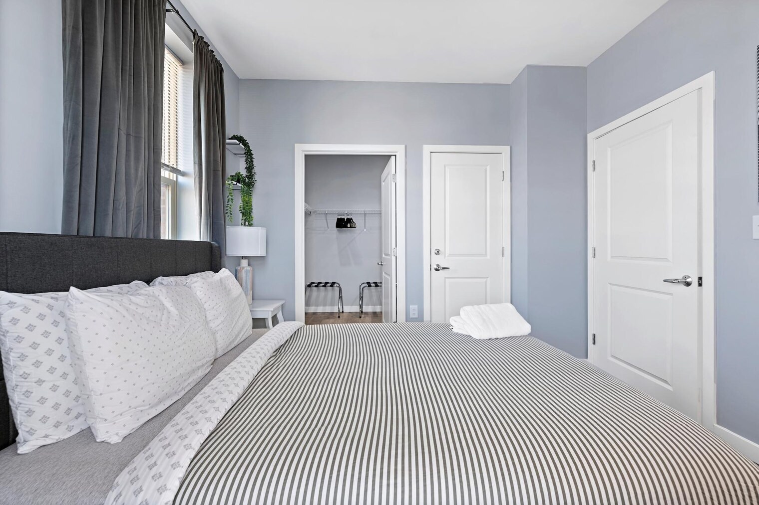 Building Photo - 95 Broadway-SI ID1240391P