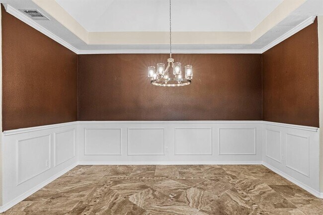 Building Photo - 318 Pond View Pass