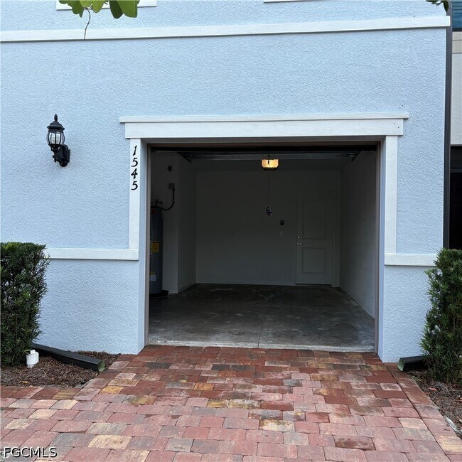 Building Photo - 1545 Lake Jessup Cir