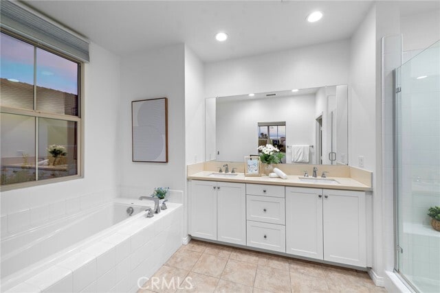 Building Photo - 111 Henson