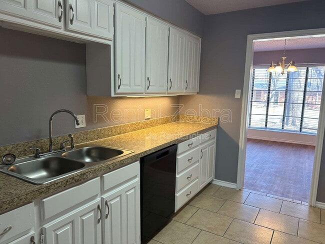 Building Photo - 4806 Stage Line Dr