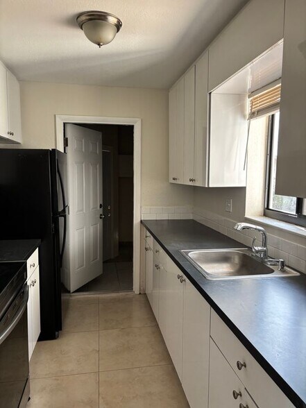 Building Photo - 20320 SW 110th Ct