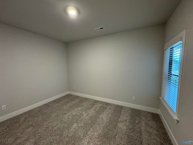 Building Photo - 12631 Whitcomb Cir