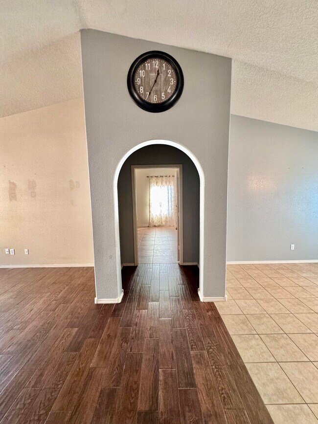 Building Photo - 680 Purple Aster Ave SW