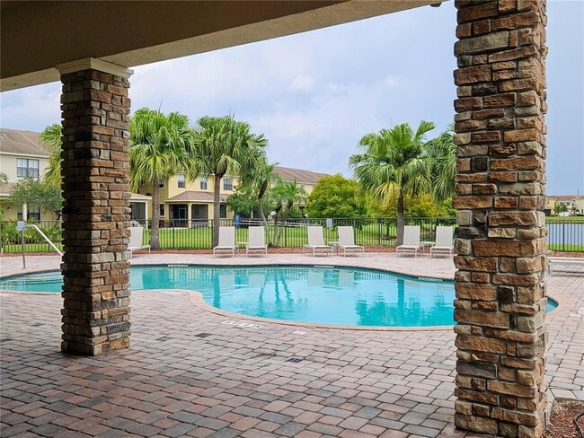 Building Photo - 1875 Portofino Meadows Blvd