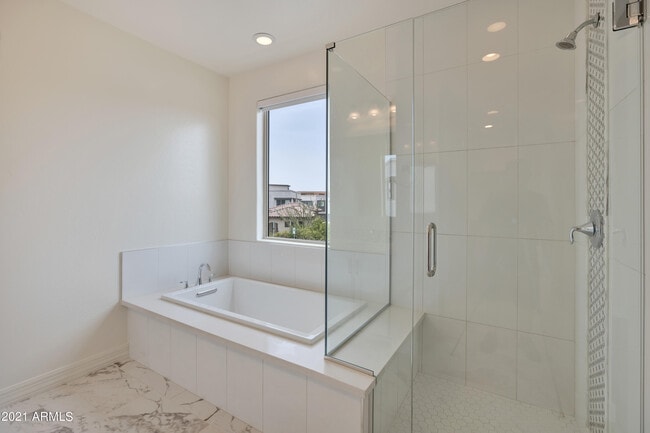 Building Photo - 7358 E Casitas Del Rio Dr