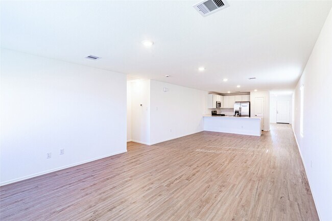 Building Photo - 7351 Gorrion Dr
