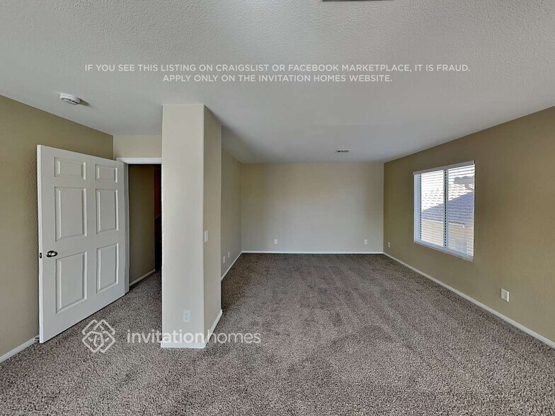 Building Photo - 9425 Deer Lodge Ln