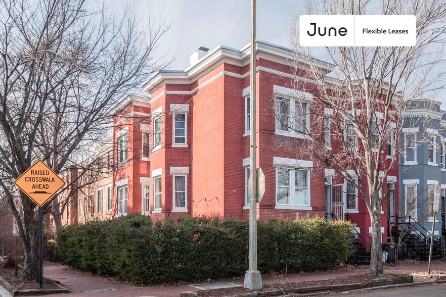 Building Photo - 773 10th St