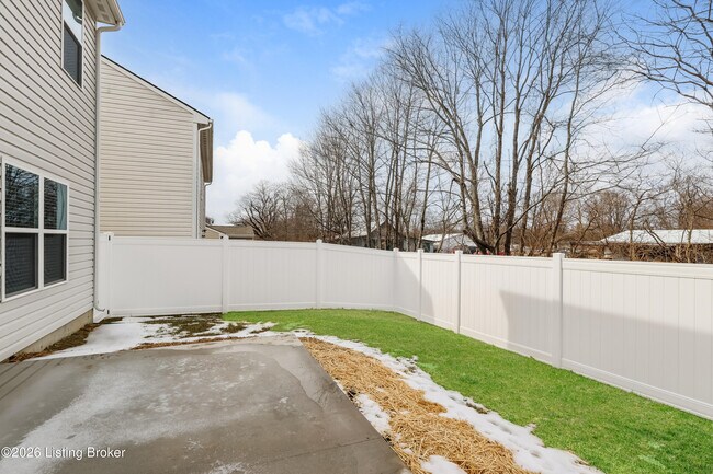 Building Photo - 8421 Warbler Br Wy