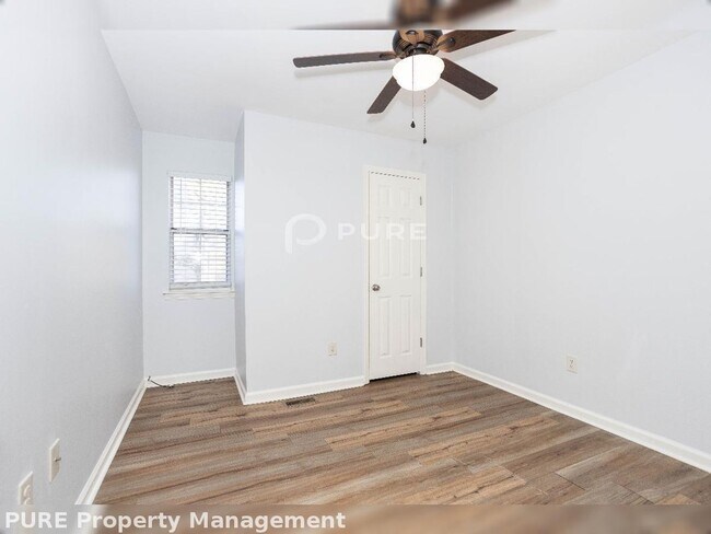 Building Photo - Price Drop Alert!   Rental Specials Available! Beautiful 3BR/2.5BA Townhome in Marietta is Availa...