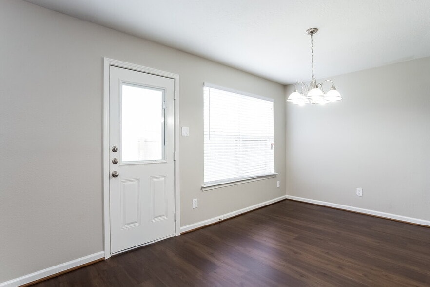 Building Photo - 21831 Westfield Ridge Dr