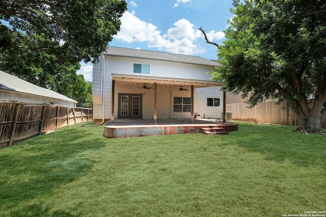 Building Photo - 13211 Lost Lake Dr
