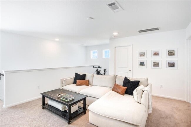 Building Photo - 25919 Chicory Dr