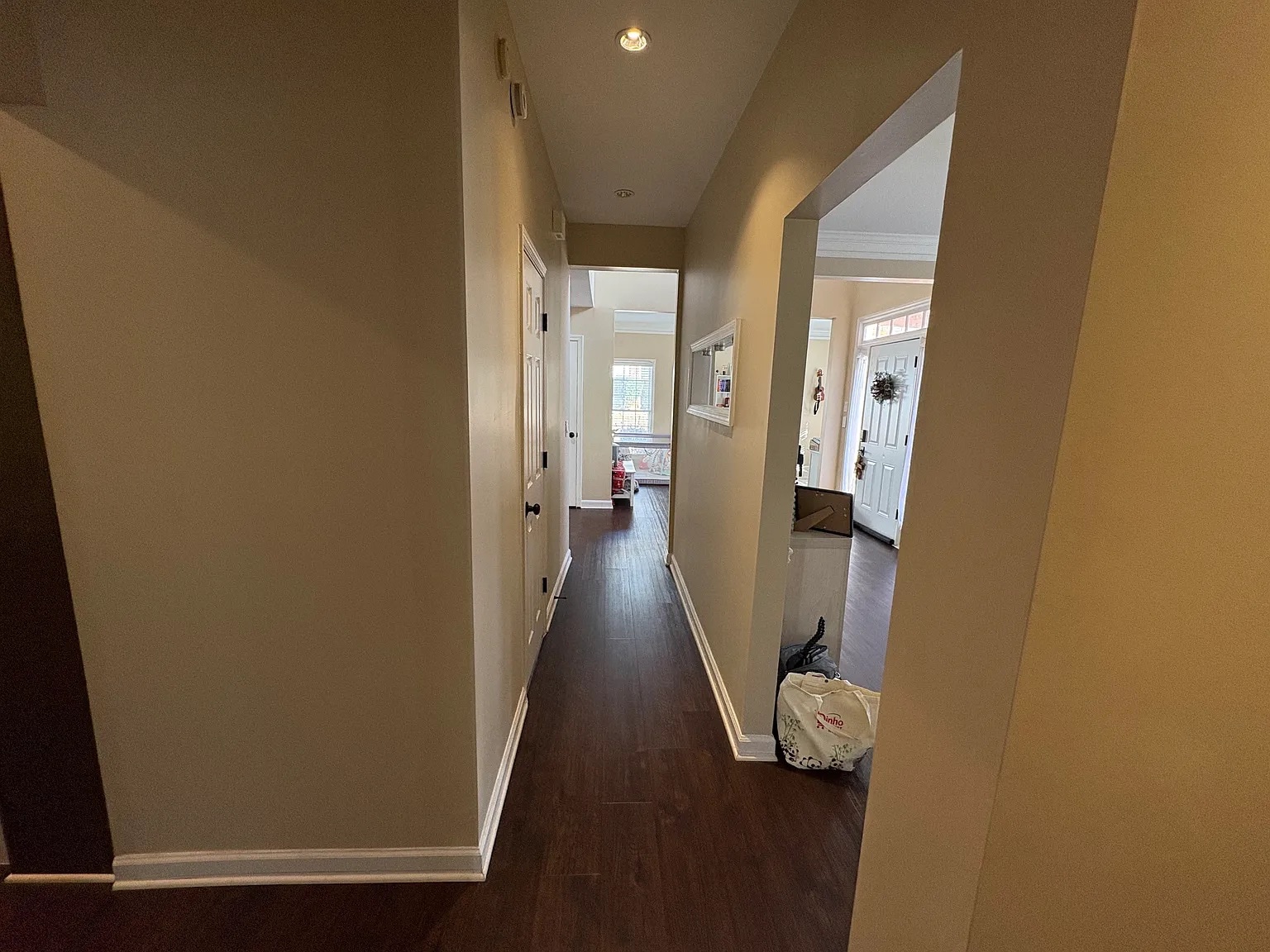 Building Photo - Room in House on Mountain Oaks Pkwy