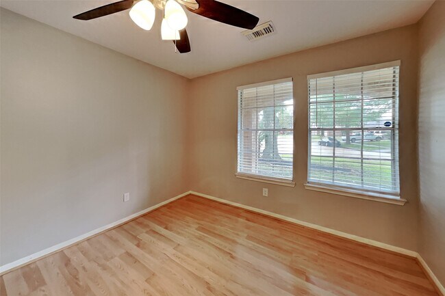 Building Photo - 24034 Shaw Perry Ln