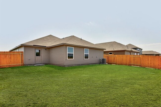 Building Photo - 13028 Torrey Reynolds Dr