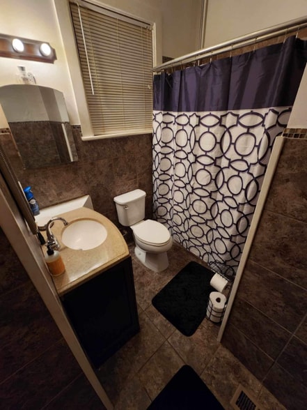 Building Photo - 1103 Military Rd