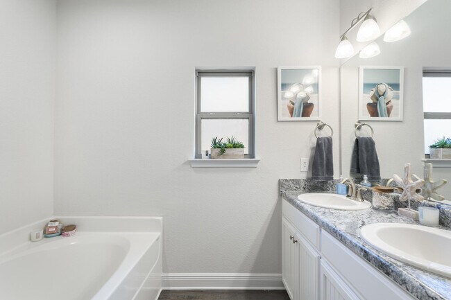 Building Photo - 113 Ridgeway Cir