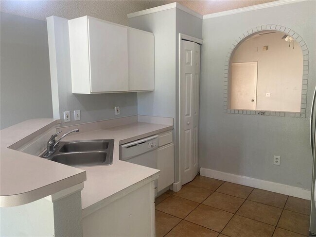 Building Photo - 12949 Odyssey Lake Way