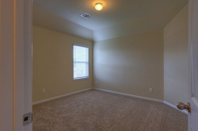 Building Photo - 17131 Devon Dogwood Trail