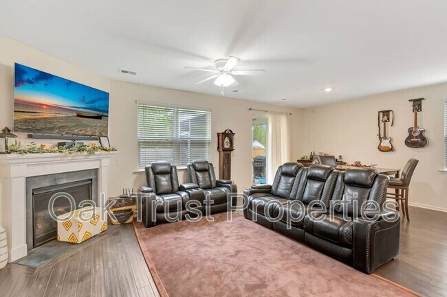 Building Photo - 142 Airy Dr