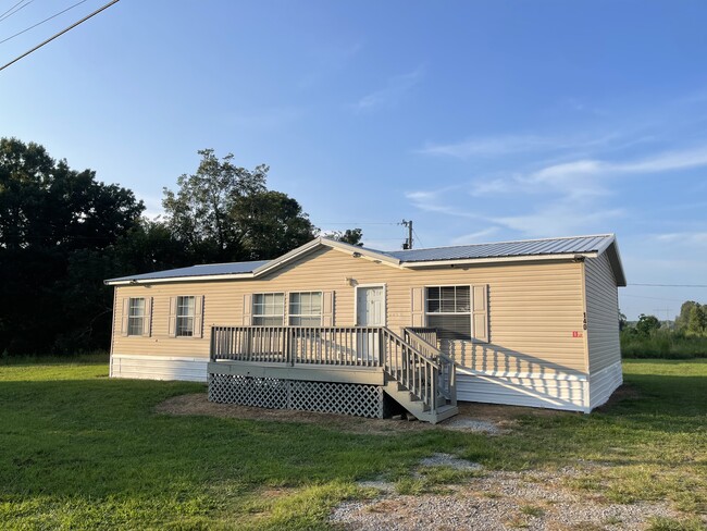 Building Photo - 140 Co Rd 230