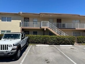 Building Photo - 7205 NW 5th Ct