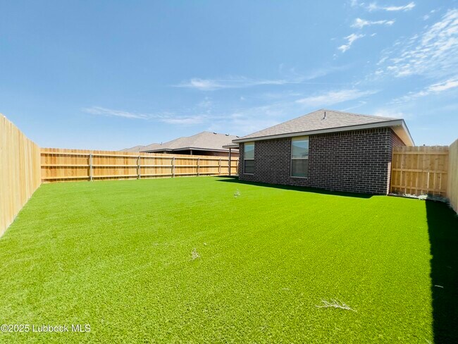 Building Photo - 2132 Kirksey Ave