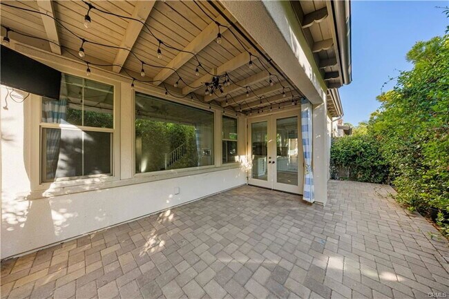 Building Photo - 24 Lacebark
