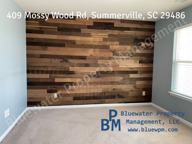 Building Photo - 409 Mossy Wood Rd