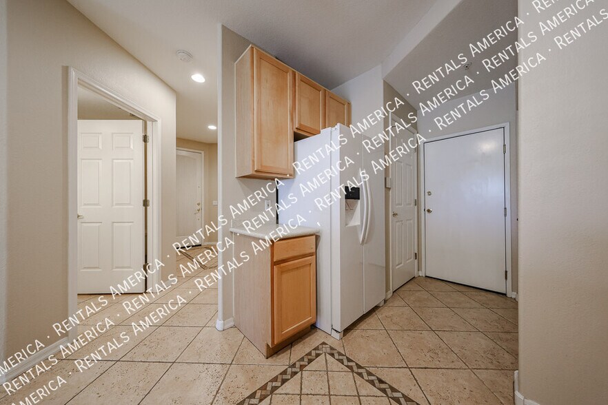 Building Photo - 6535 E Superstition Springs Blvd