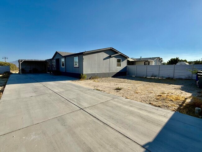 Building Photo - 64173 Thomas Ave