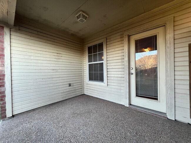 Building Photo - 3049 Palomino Trail