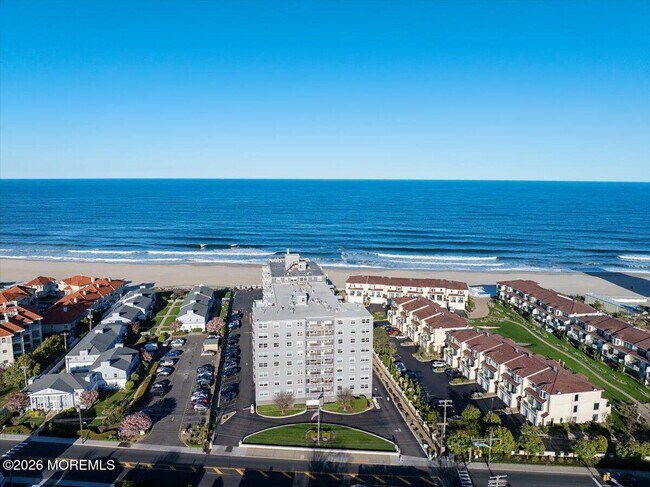 Building Photo - 675 Ocean Ave N